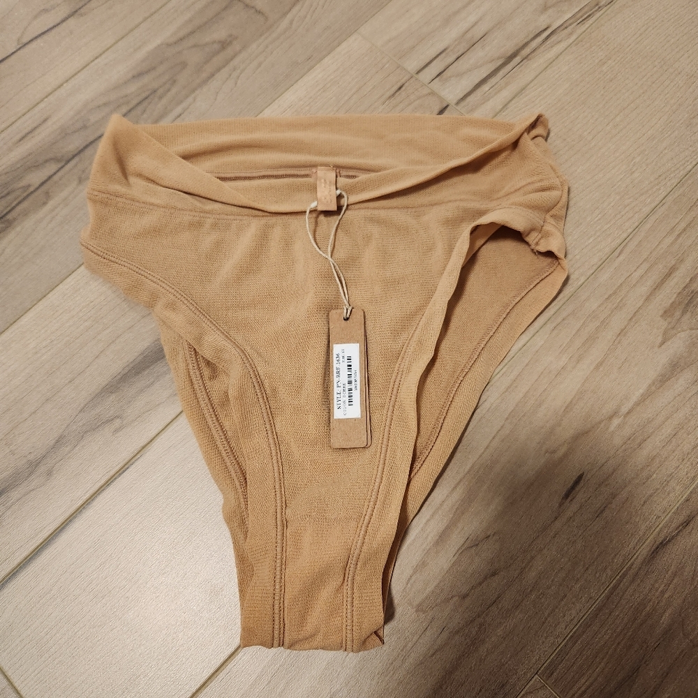 Skims underwear - Picture 1 of 2
